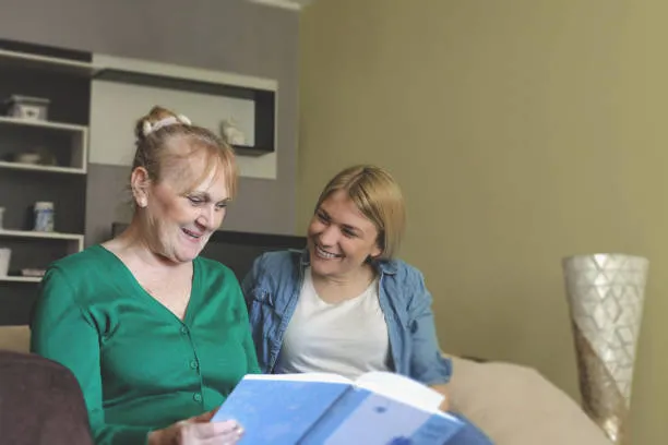 aborder le sujet de la sécurité à la maison avec un parent âgé